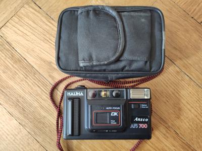 Analogový fotoaparát Halina AFS 700