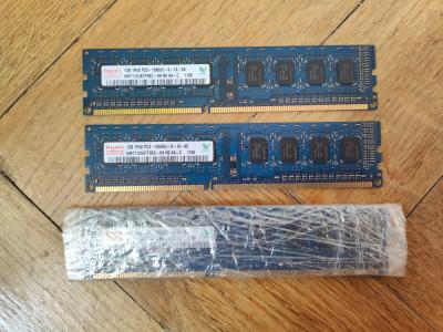 DDR3 ECC RAM paměti Hynix 4x 1 GB