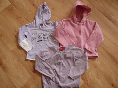 Set mikina/svetřík/triko s kapucí holčička 2 - 3 r.