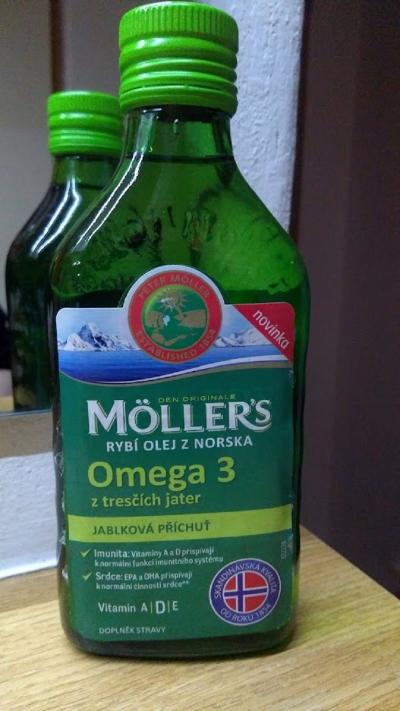 MÖLLER´S Omega 3 rybí olej jablko 250 ml