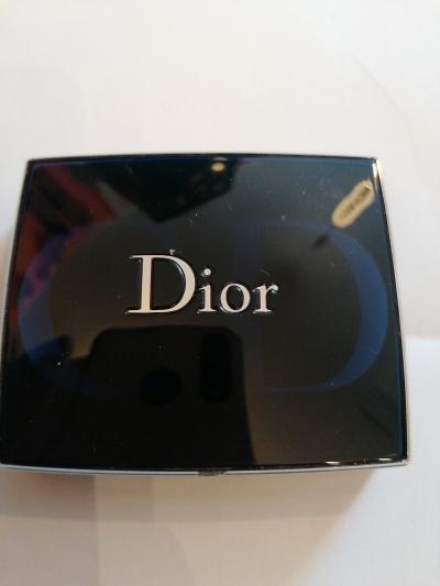 Krabička od stínu Dior