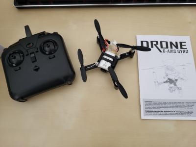 malý dron