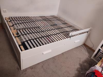 IKEA postel, BEZ ROŠTŮ, Včetně šuplíků a mantinelu