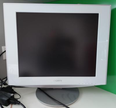 pc monitor, úhlopříčka 17", nepoškozený, funkční