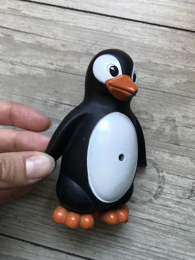 Tučňák hračka
