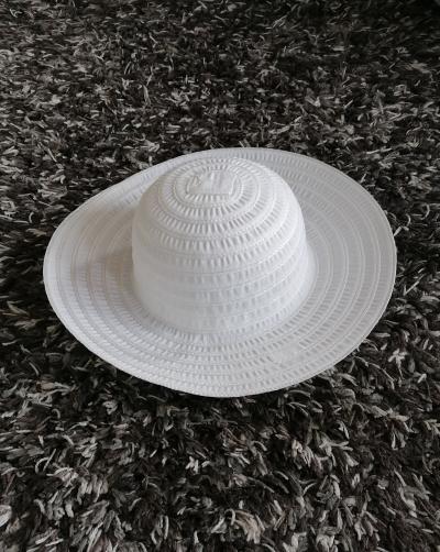 Dámský klobouk bílý