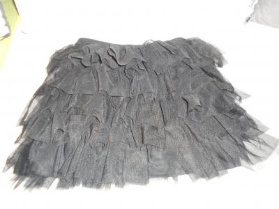 Černá sukýnka volánová