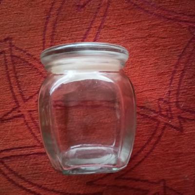 Sklenice s těsnicím uzávěrem