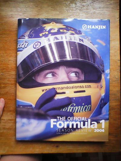 Kniha "Ročenka Formule 1 2006" v angličtině