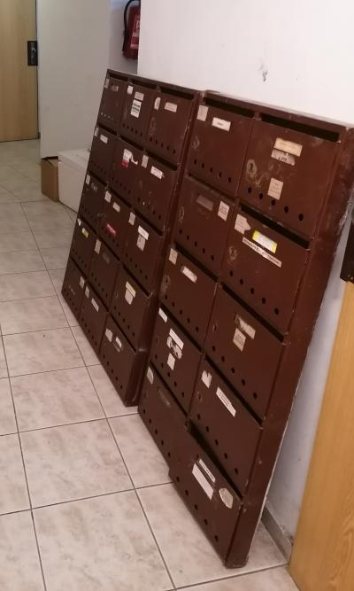 Staré poštovní schránky