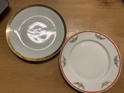 dva talíře