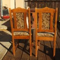 2 čalouněné židle