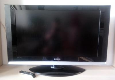 TV Samsung LE40S71 - LCD  40"