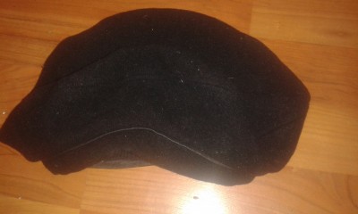 Černý baret