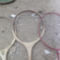 Rakety na badminton¨a stará sada na pingpong