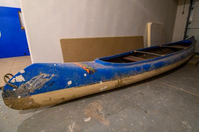Laminátová kanoe Vltava z 80. let