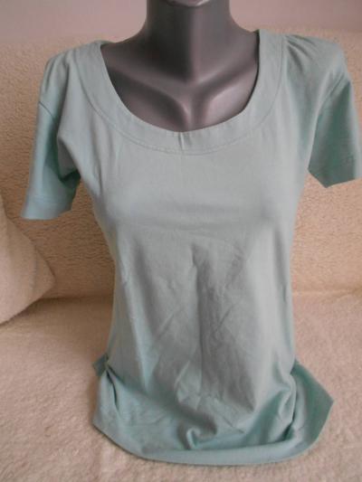 Tričko světle tyrkysové