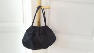 Plesová kabelka černá