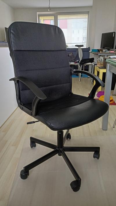 Stará kancelářská židle IKEA