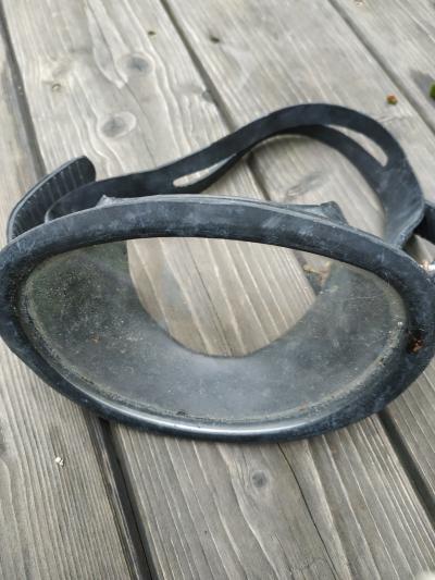 Dětské černé potápěčské brýle bez úpravy pro nos