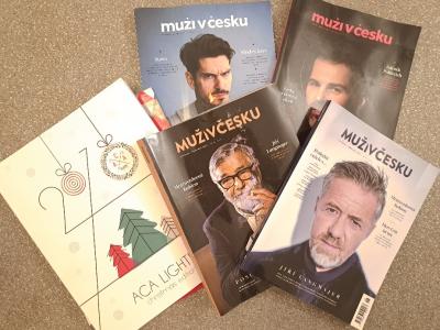 Časopisy, katalog řeckého osvětlení