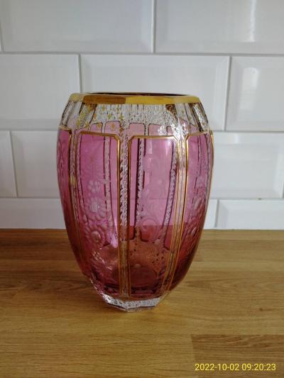 Váza ze skla