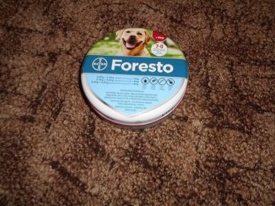 Plechová dóza od Foresta