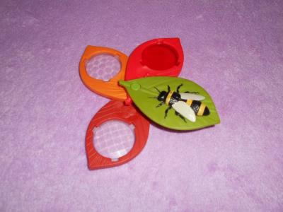 Hračka pro děti na zkoumání hmyzu :-)