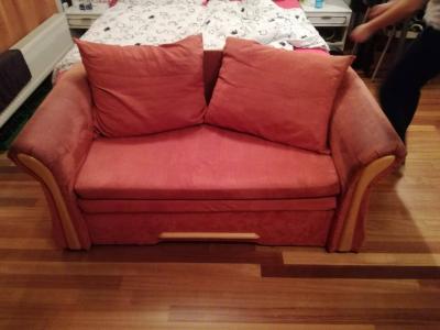 Rozložitelný gauč pohovka