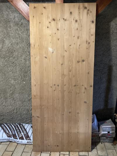 Dřevěná masivní deska