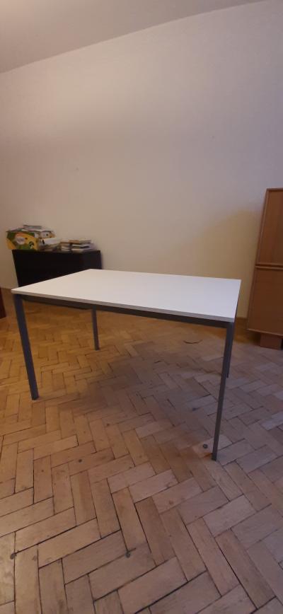 jídelní stůl IKEA
