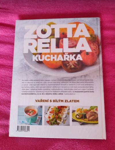 Nová kuchařka Mozzarella - nerozbalená