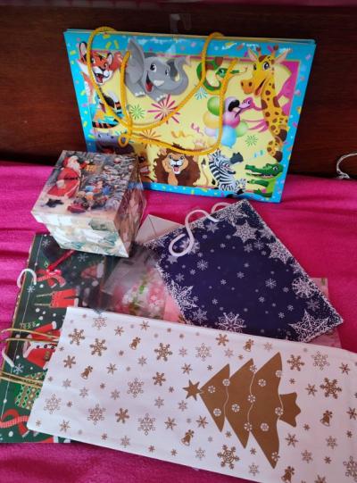 Dárkové taštičky, krabička