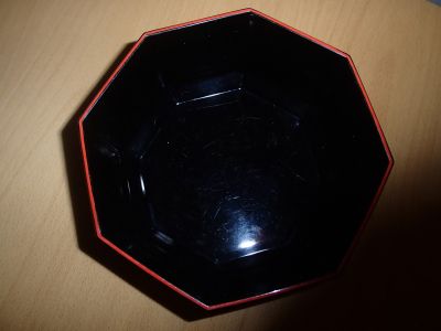 Černá keramická zapékací miska