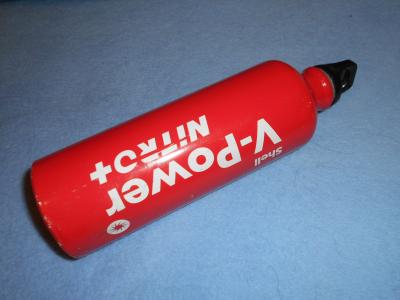 Kovová láhev na pití 2