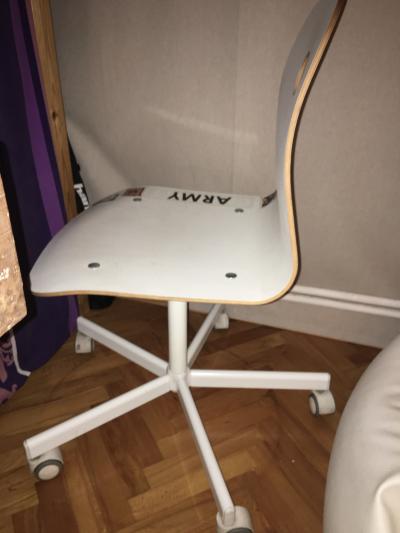 Otočná kancelářská židle IKEA