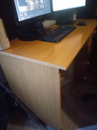 Daruji za odvoz stůl