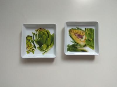 Porcelánové misky, třeba na olivy nebo oříšky