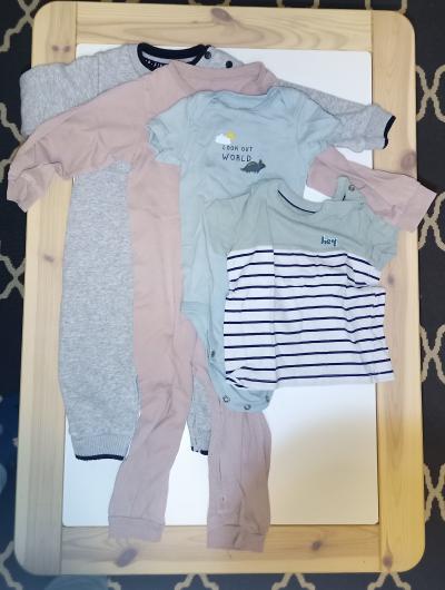 Oblečení a doplňky pro miminko
