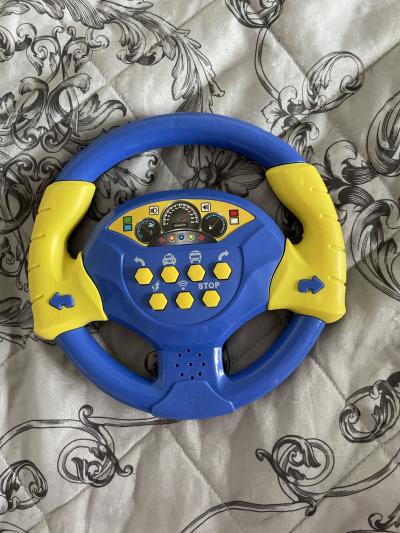 Dětská zvuková hračka-volant