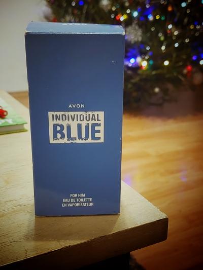 Pánský parfém - toaletní voda Avon Individual Blue