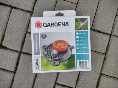 Zahradní postřikovač Gardena
