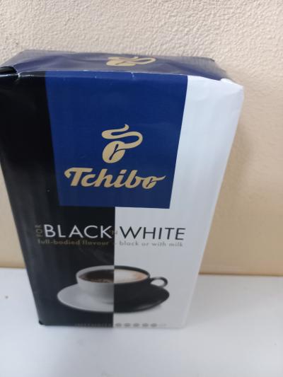 Káva Tchibo Black White