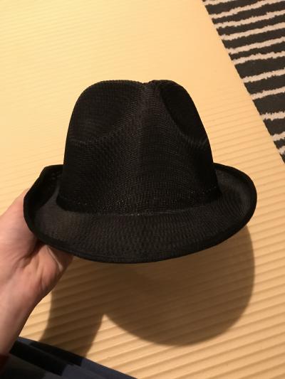 Prodyšný pánský klobouk