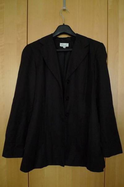 Dámský kabátek Andrea Behar černý vypasovaný