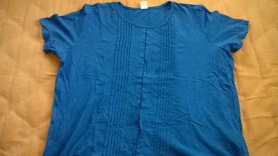 Modré bavlněné triko vel.44