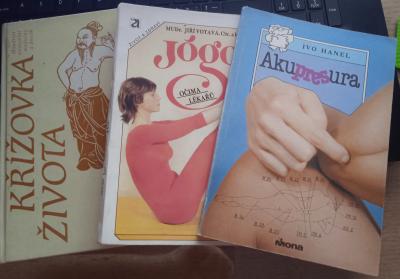 3 starší knihy o zdraví, józe a akupresuře