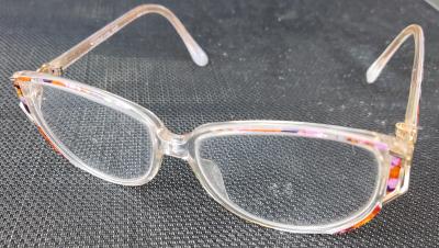 Brýle cca +0,5 dioptrie - krásné obroučky