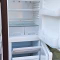 Dvoumetrovou lednici s velkým mrazákem šíře 60,hloubka 60cm