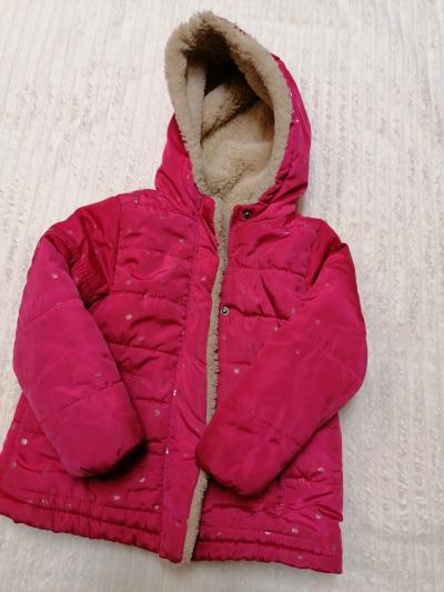 tepla dívčí bunda vel. 104